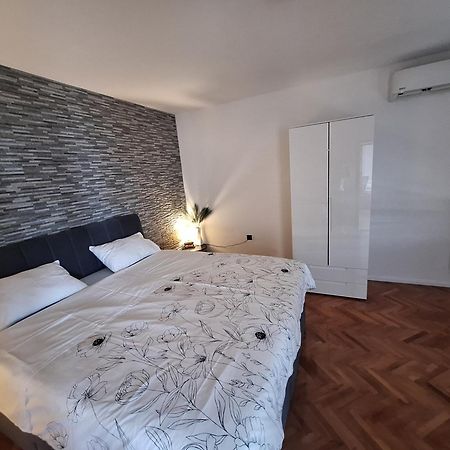 Apartment Little Princess Dora Senj  Esterno foto