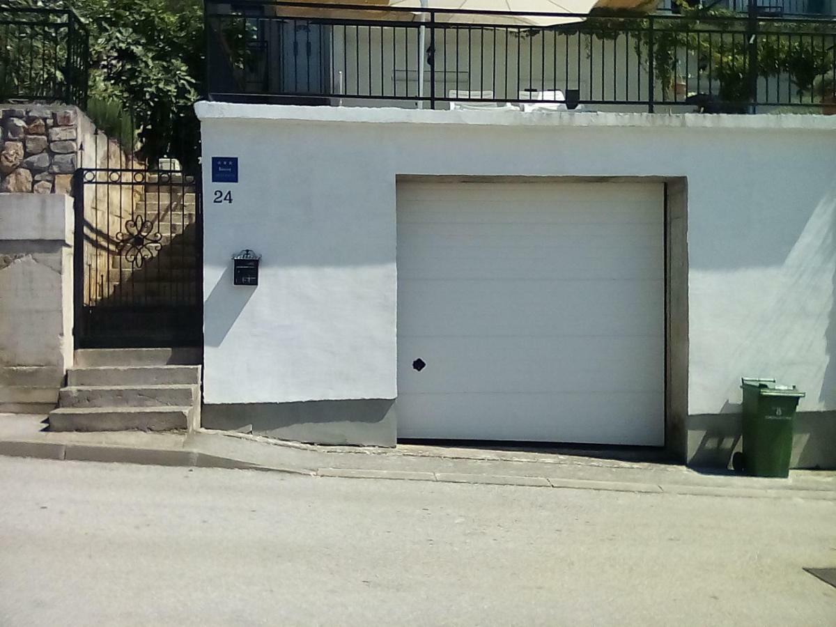 Apartment Little Princess Dora Senj  Esterno foto