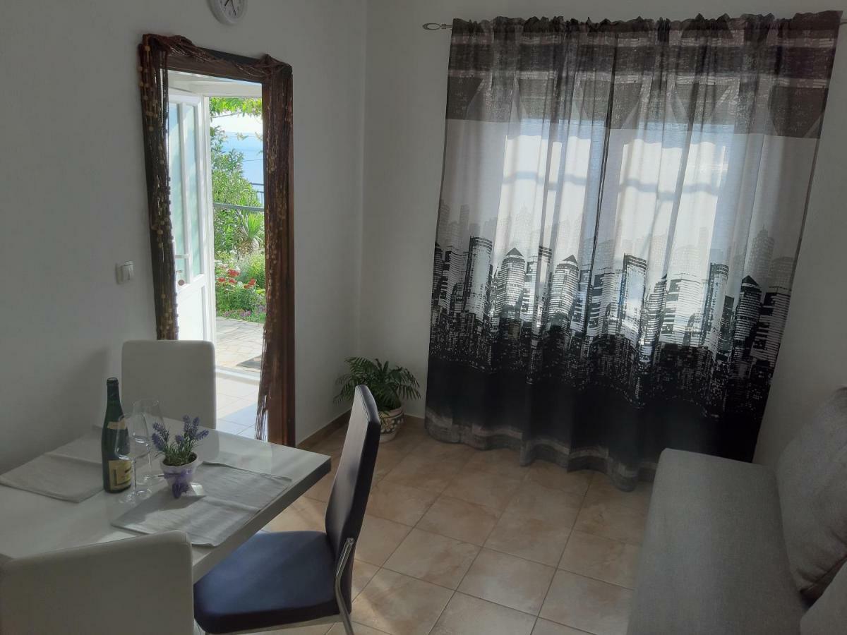 Apartment Little Princess Dora Senj  Esterno foto